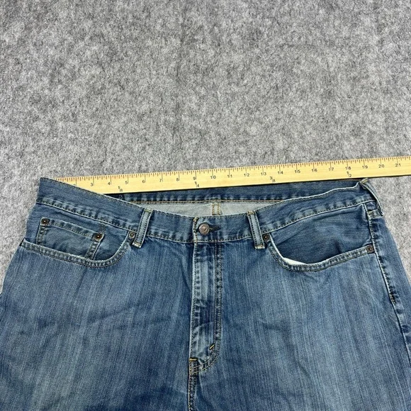 Levis 559 Jeans Mens 38x32 Blue Medium Wash Relaxed Fit Straight Leg Denim Pants - Picture 14 of 16
